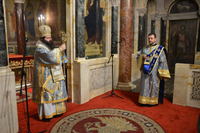Архиерейска св. литургия по повод празника Въведение Богородично в Патриаршеската катедрала
