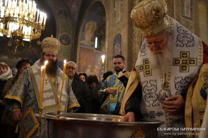 Празнични богослужения в Патриаршеската катедрала „Св. Александър Невски“ за Богоявление