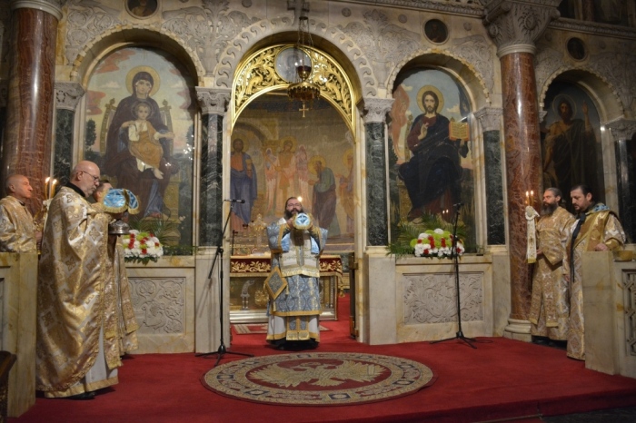 Архиерейска св. Литургия по повод празника Въведение Богородично в Патриаршеската катедрала